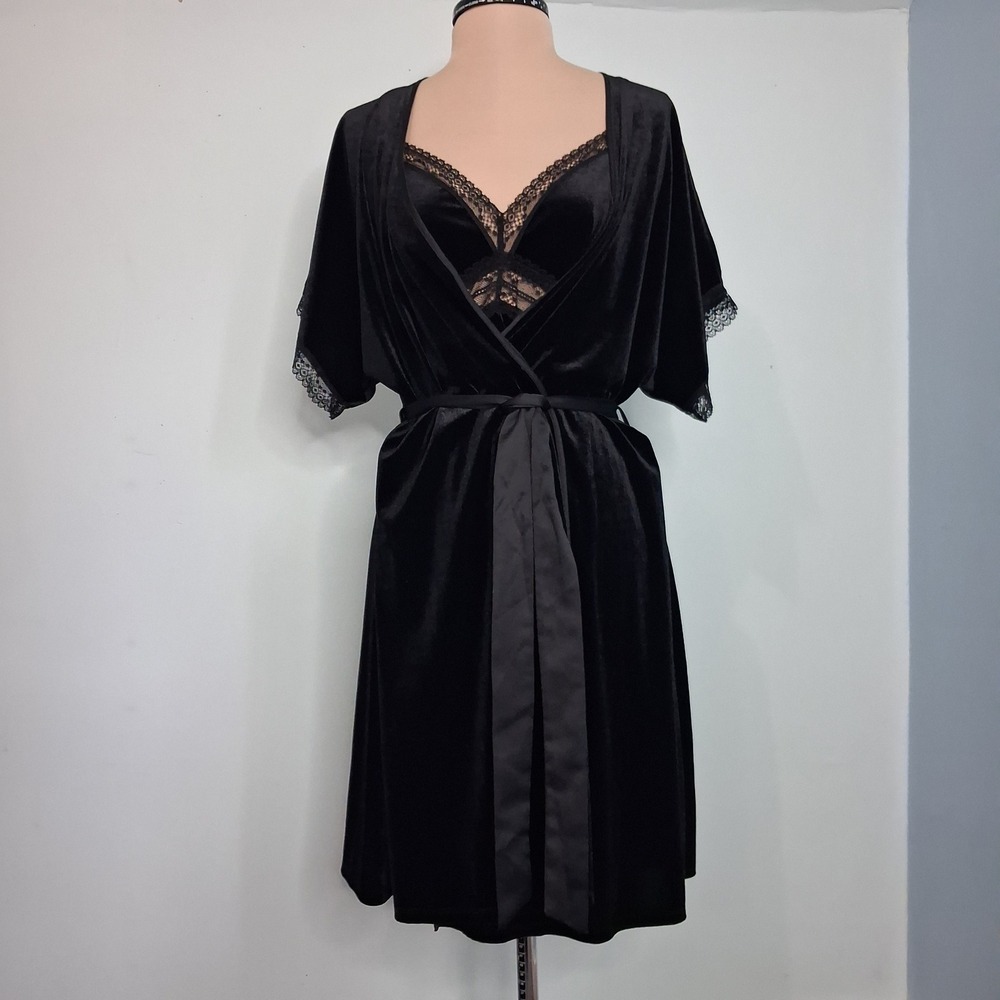 Black‎ Velvet Lace Trim Chemise and Robe Set with Satin Bow and Belt 2 Piece Set